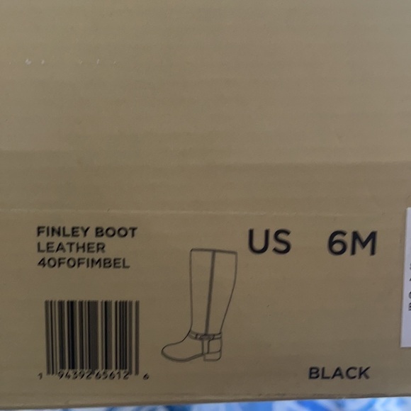 Michael Kors Boots 6M - Picture 3 of 3